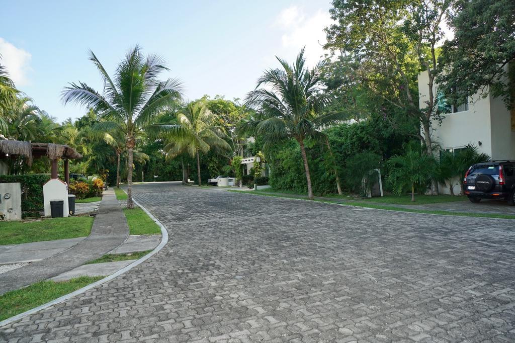 Villa Casa Max By Playa Moments à Playa del Carmen Extérieur photo